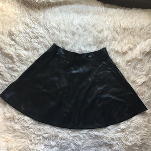 American Apparel Fuax leather mini skirt